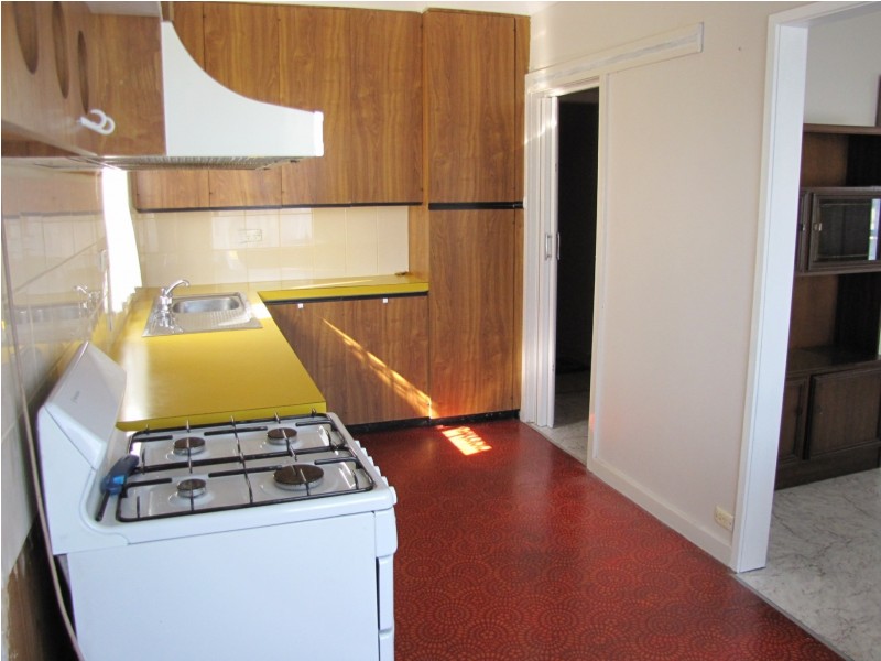 13 Charles Street, Moe VIC 3825