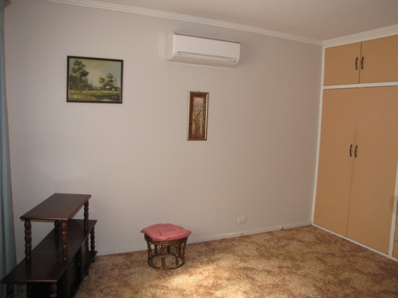 13 Charles Street, Moe VIC 3825