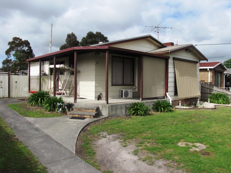 15 Newark Avenue, Newborough VIC 3825