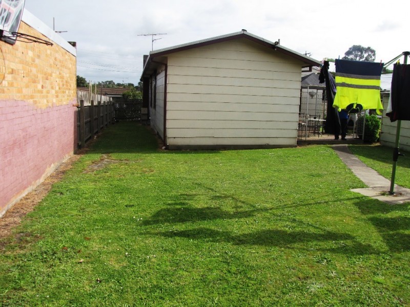 15 Newark Avenue, Newborough VIC 3825