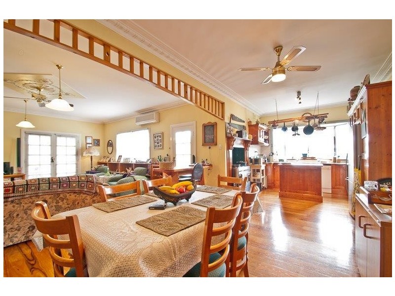 6 Wuttrich Street, Moe VIC 3825