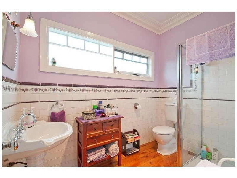 6 Wuttrich Street, Moe VIC 3825
