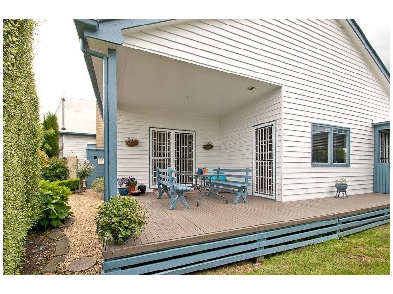 6 Wuttrich Street, Moe VIC 3825
