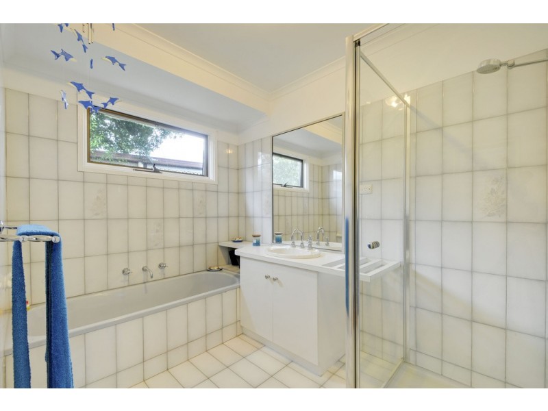 136 Southwell Avenue, Newborough VIC 3825