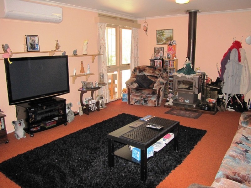 11 St Gwinear Court, Rawson VIC 3825