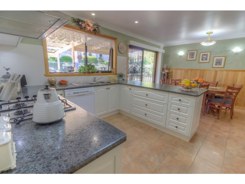 105 Haunted Hills Road, Newborough VIC 3825