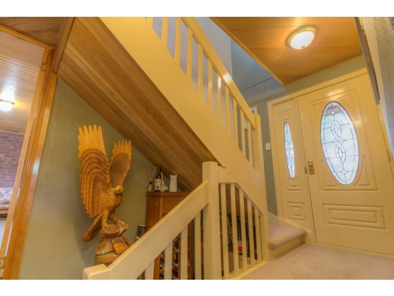 105 Haunted Hills Road, Newborough VIC 3825