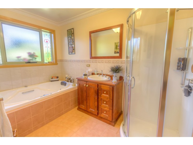 105 Haunted Hills Road, Newborough VIC 3825