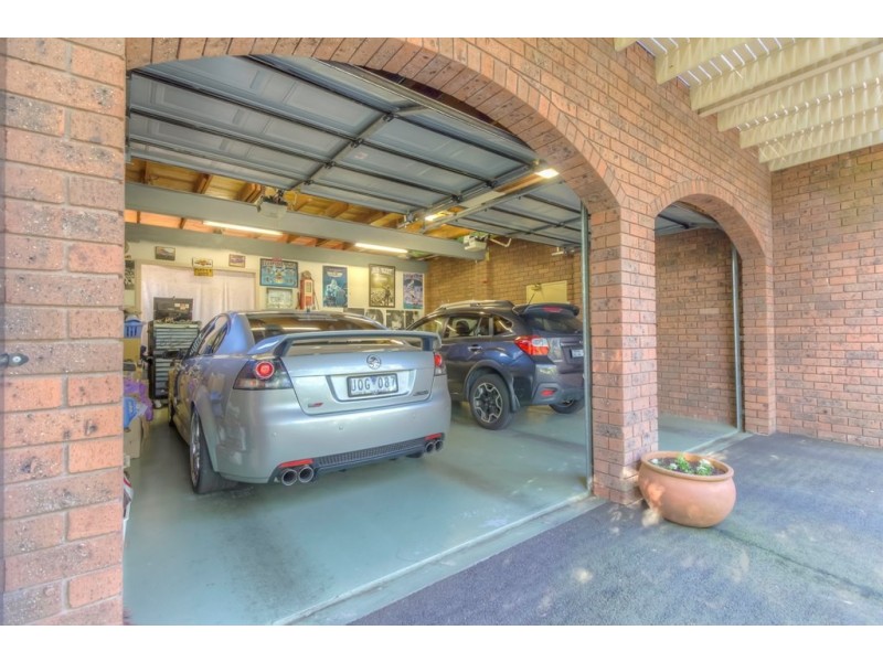 105 Haunted Hills Road, Newborough VIC 3825