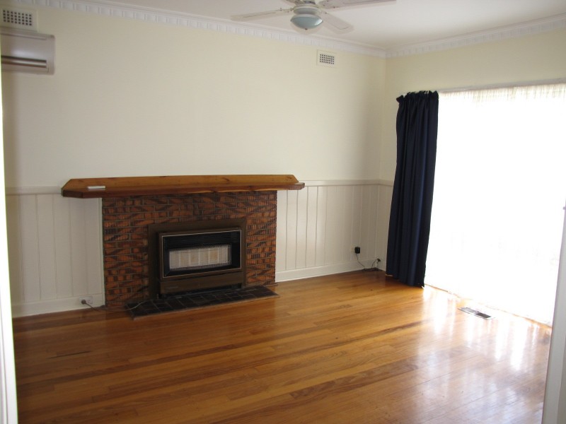 6 Vale Street, Moe VIC 3825