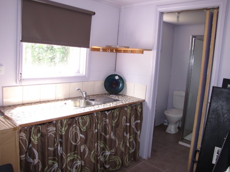 6 Vale Street, Moe VIC 3825