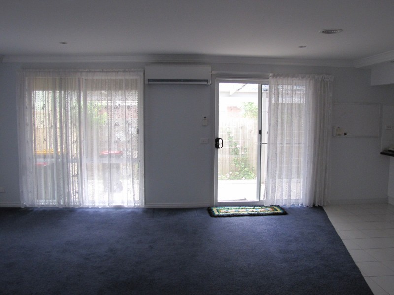 1/40 Parkside Drive, Moe VIC 3825