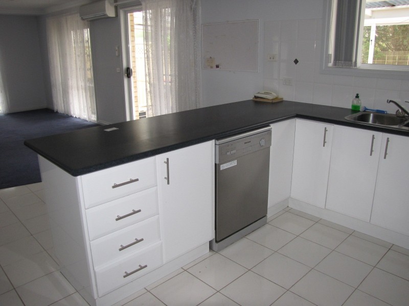 1/40 Parkside Drive, Moe VIC 3825