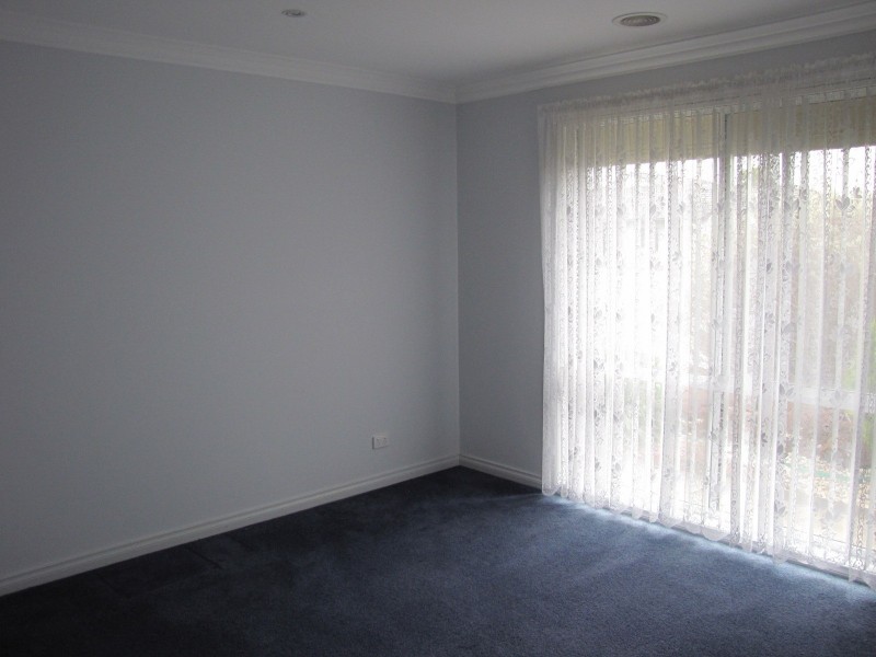 1/40 Parkside Drive, Moe VIC 3825