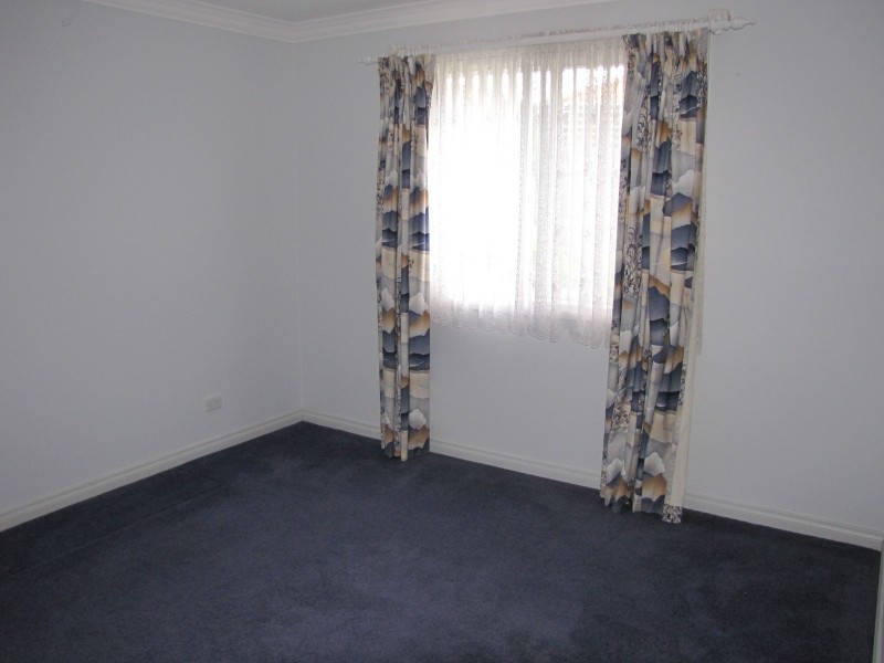 1/40 Parkside Drive, Moe VIC 3825