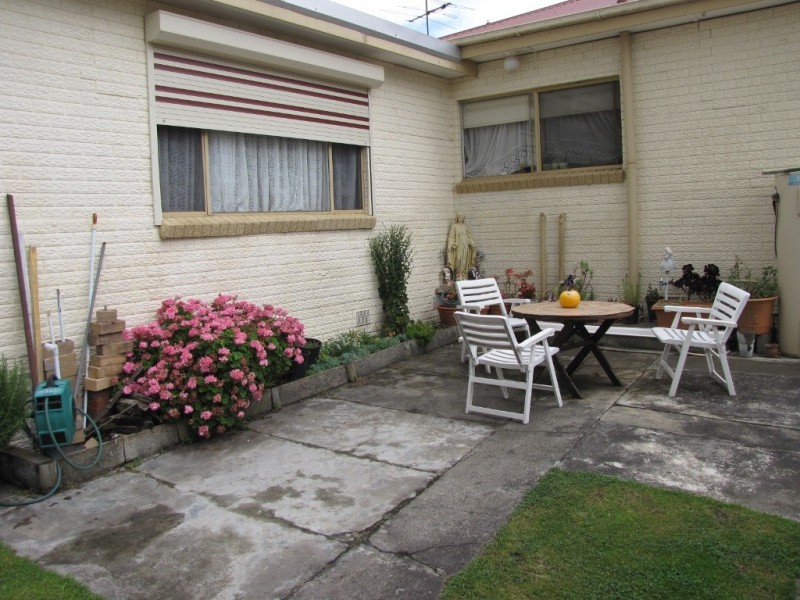 108 Service Road, Moe VIC 3825