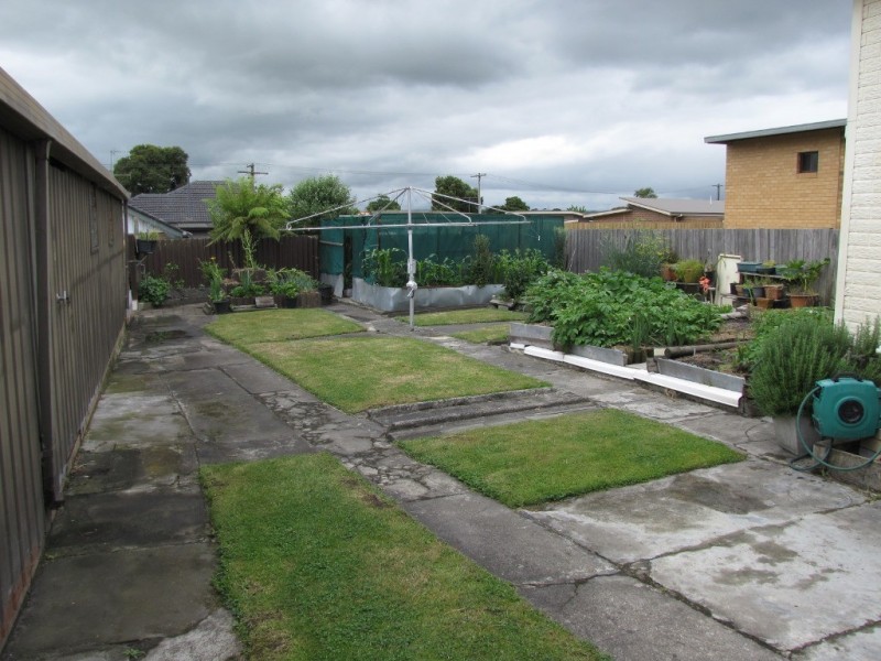 108 Service Road, Moe VIC 3825