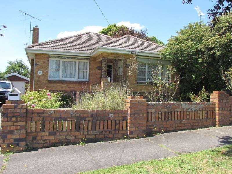 15 Belvedere Court, Newborough VIC 3825