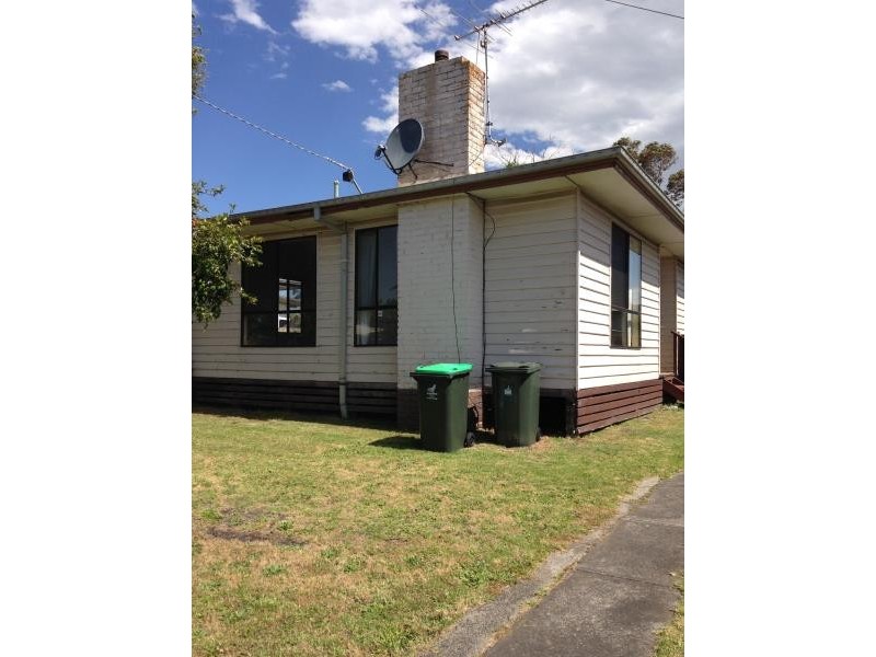 9 Victoria Street, Moe VIC 3825