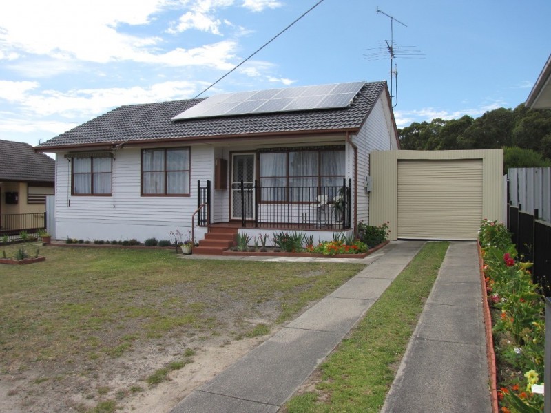 19 Staff Street, Moe VIC 3825