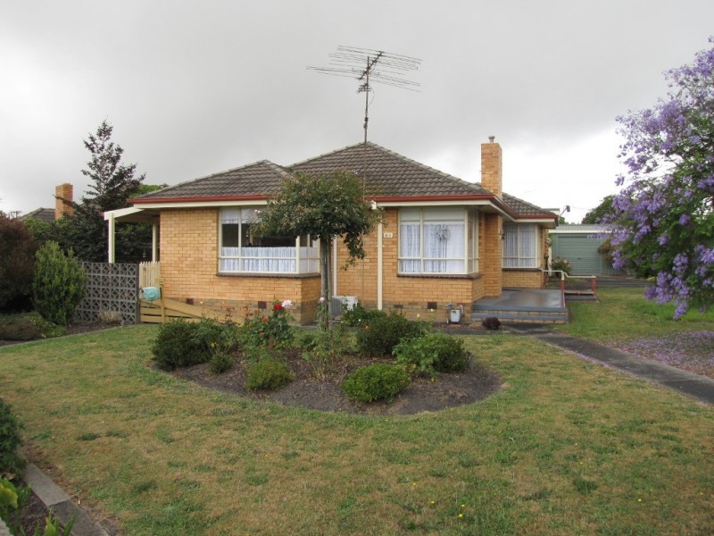 63 Northern Avenue, Newborough VIC 3825