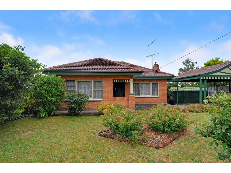 19 Balfour Street, Newborough VIC 3825