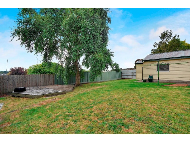 19 Balfour Street, Newborough VIC 3825