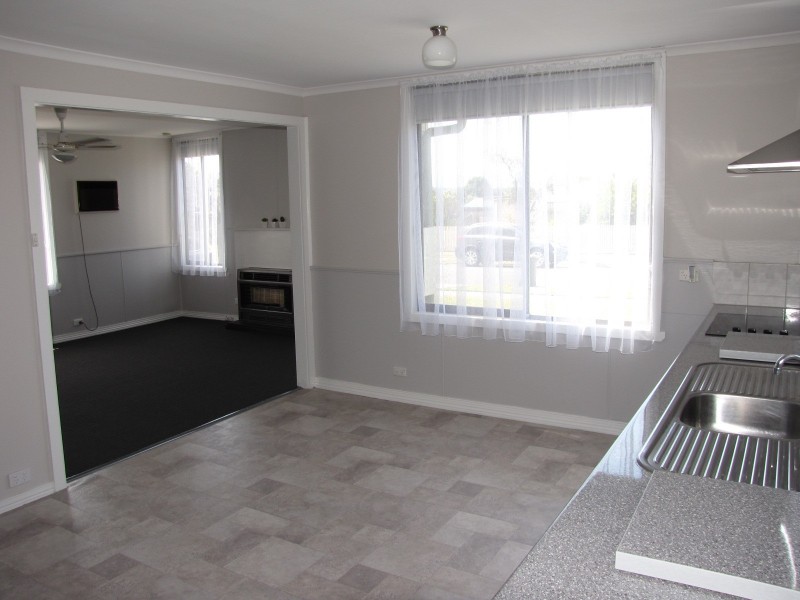 3 Delburn Street, Newborough VIC 3825