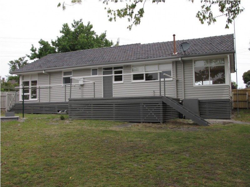 19 Murray Road, Newborough VIC 3825