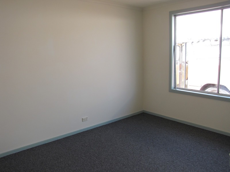 17 Austin Avenue, Moe VIC 3825