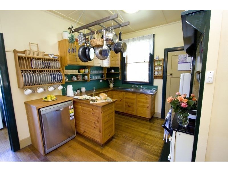 32 School Road, Erica VIC 3825