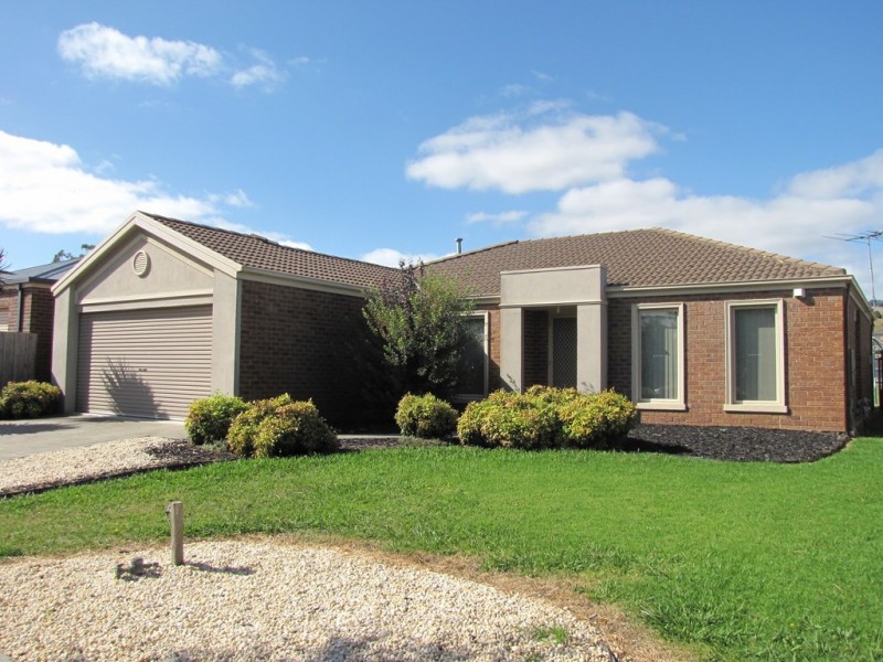 111 School Road, Trafalgar VIC 3824