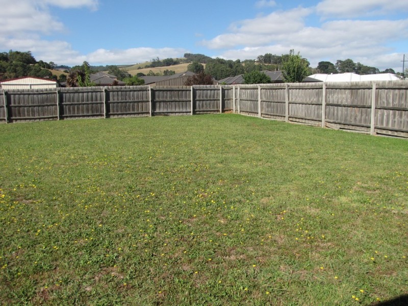 111 School Road, Trafalgar VIC 3824