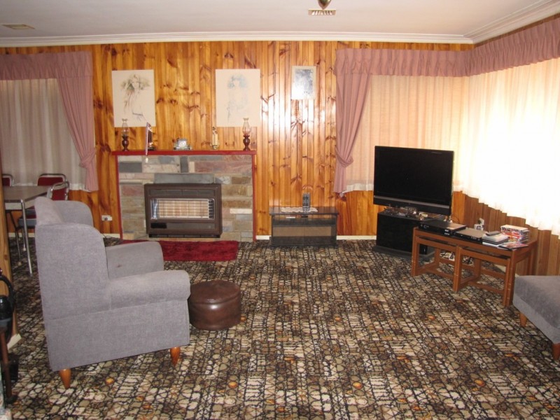 11 Evelyn Street, Moe VIC 3825