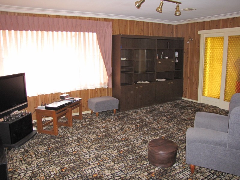 11 Evelyn Street, Moe VIC 3825