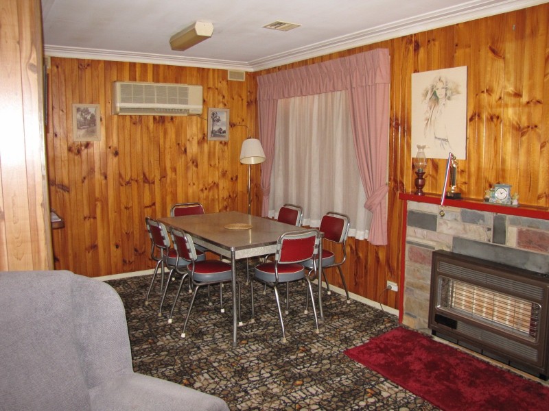 11 Evelyn Street, Moe VIC 3825