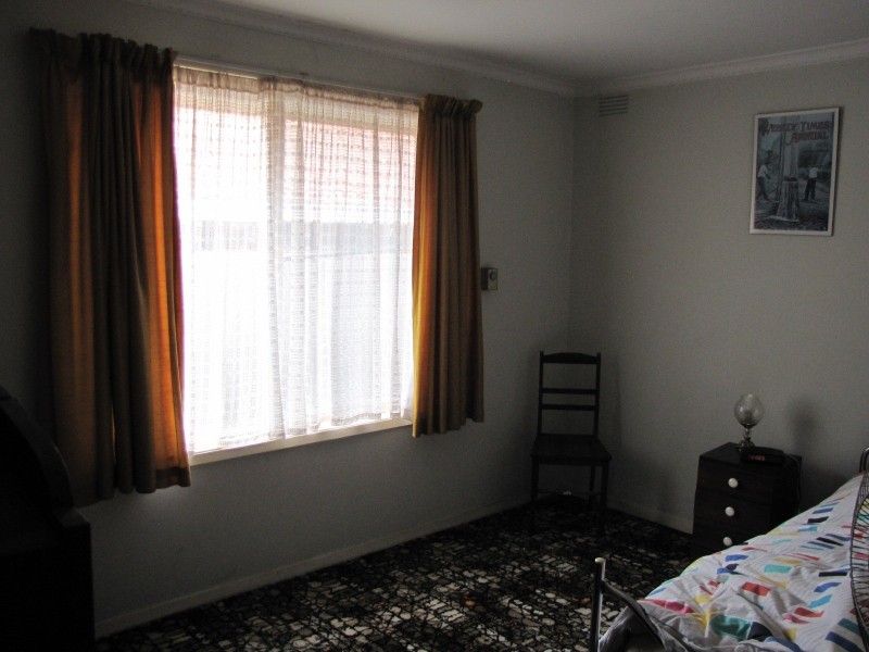 11 Evelyn Street, Moe VIC 3825