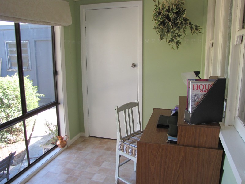 4 Robinson Street, Moe VIC 3825