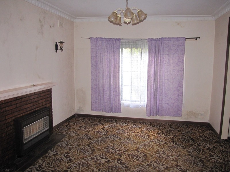 7 Mena Street, Moe VIC 3825