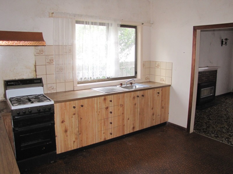 7 Mena Street, Moe VIC 3825