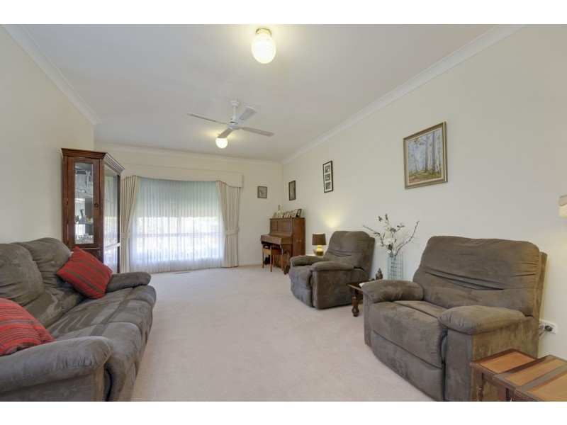 13 Murray Road, Newborough VIC 3825