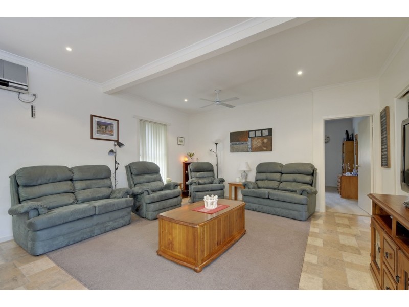 13 Murray Road, Newborough VIC 3825