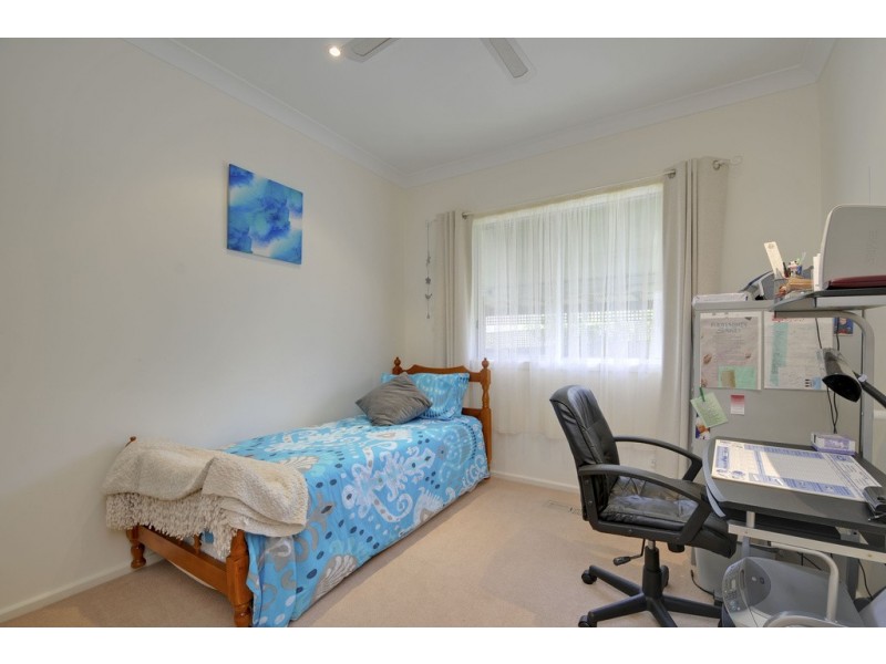 13 Murray Road, Newborough VIC 3825