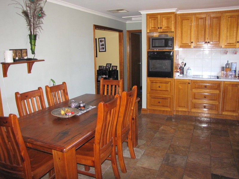 16 Stearman Street, Newborough VIC 3825