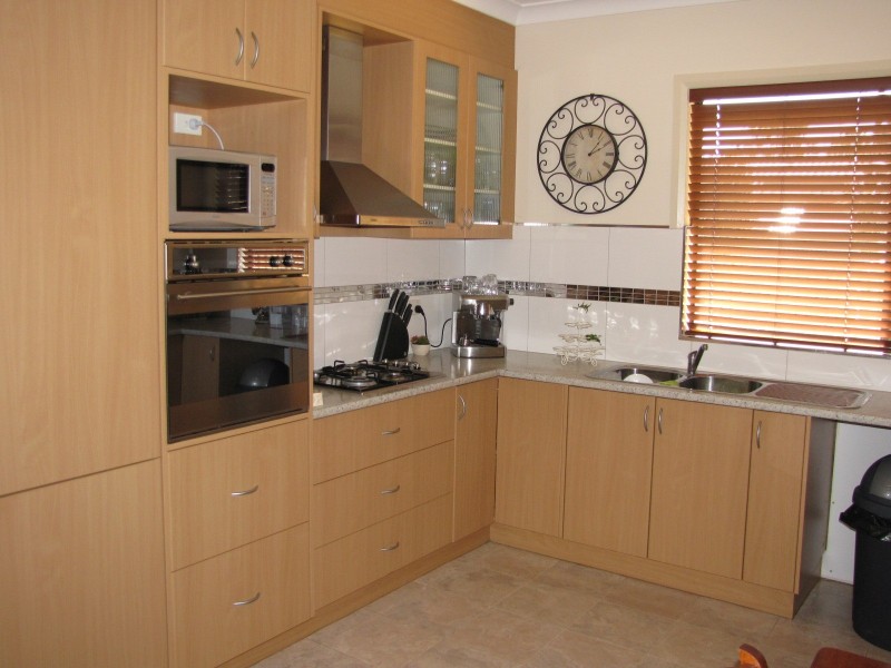 79 Moore Street, Moe VIC 3825