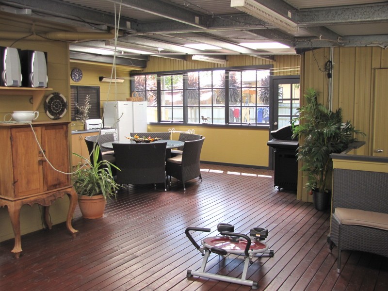 79 Moore Street, Moe VIC 3825