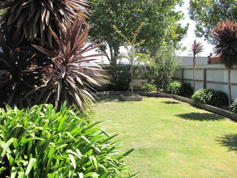 79 Moore Street, Moe VIC 3825