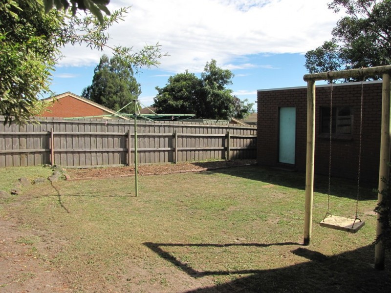 10 Griffin Street, Moe VIC 3825