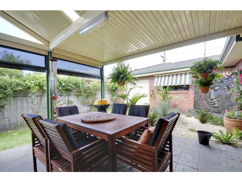 18 Saxtons Drive, Moe VIC 3825