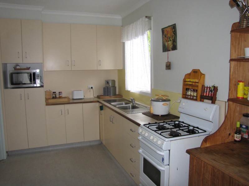 41 Lincoln Street, Moe VIC 3825